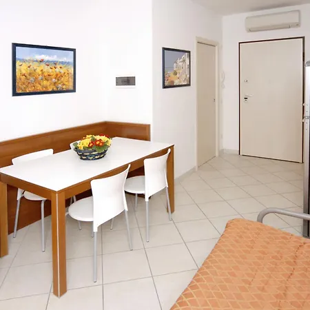 Discover Tranquility In Our Cozy Flat - Beahost Apartment *