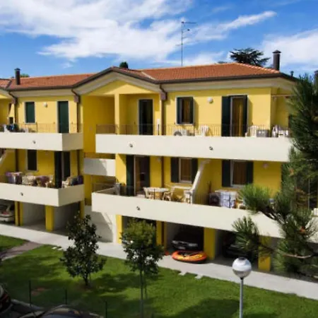 Discover Tranquility In Our Cozy Flat Appartamento *