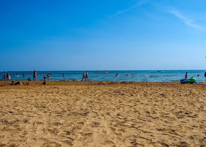 Discover Tranquility In Our Cozy Flat Appartement Bibione